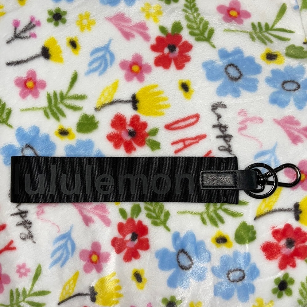 Lululemon Black Keychain 2022